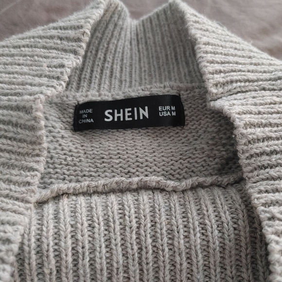 *SOLD* SHEIN Oversized Knit Sweater Dress - Picture 5 of 6